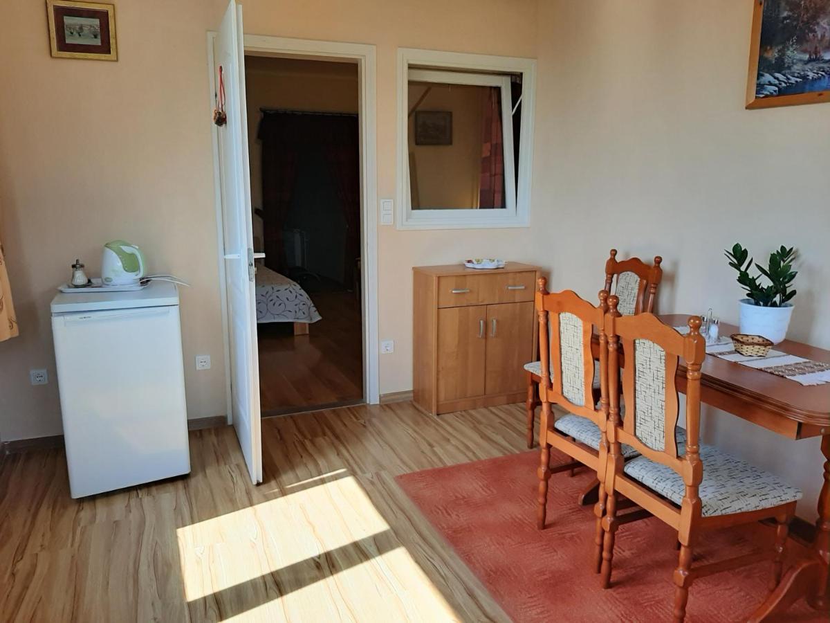 Rozsakert Vendeghaz Szigliget Exterior photo