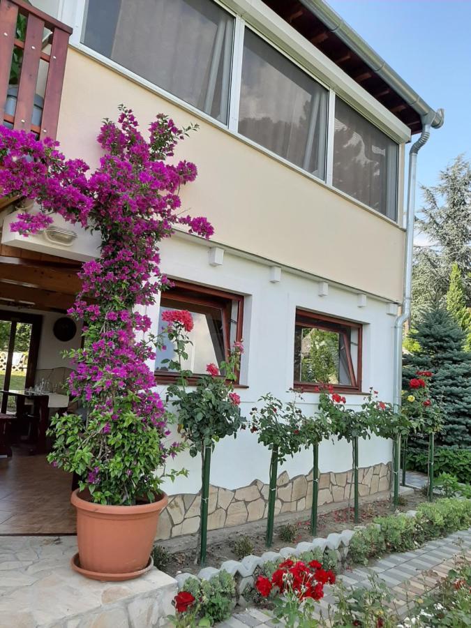 Rozsakert Vendeghaz Szigliget Exterior photo